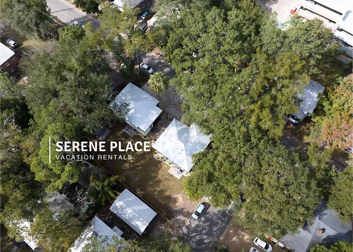 Serene Place - Walk To Uf - Free Parking